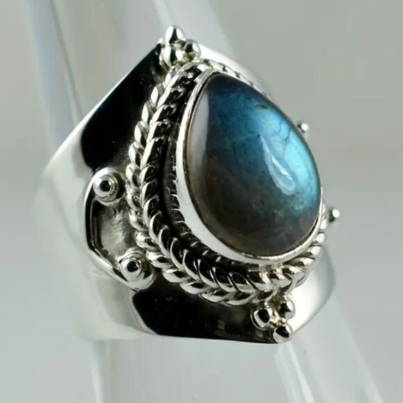 Gemstone Labradorite Pearl Shape Silvery Rings Size 6 - Picture 9 of 9